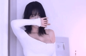 후방주의 BJ 아이린